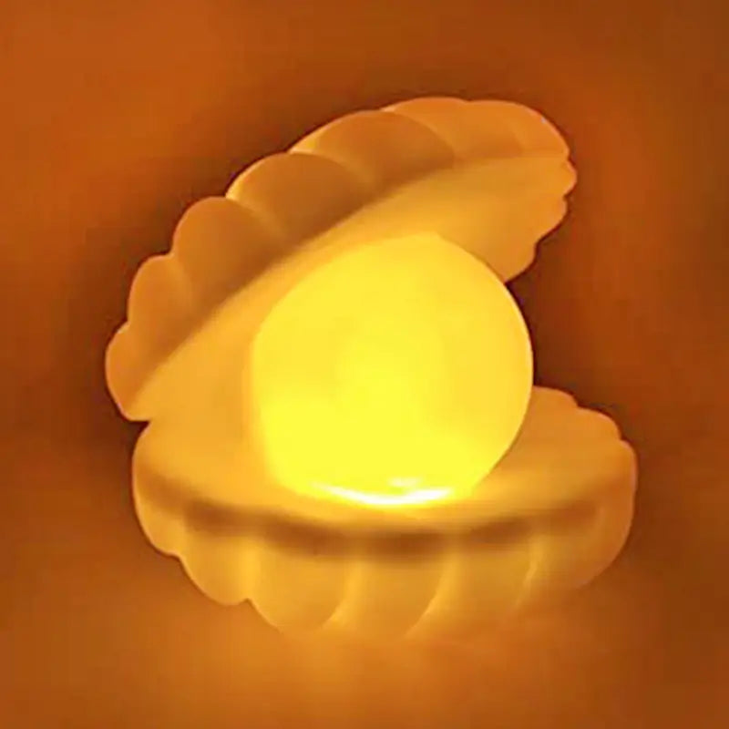 Pearl Shell LED Night Lamp – Aesthetic Bedside & Room Decor Light